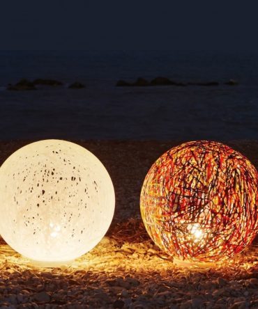 Abat-jour EMPORIUM-RELOAD IP44 sfera bianca multicolore lampada da terra/tavolo esterno moderna