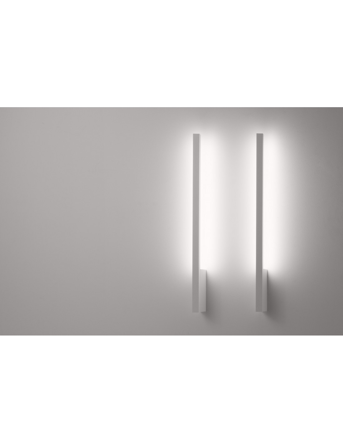 Applique Xilema Design Moderno Led Touch Bianco Stilnovo 7777