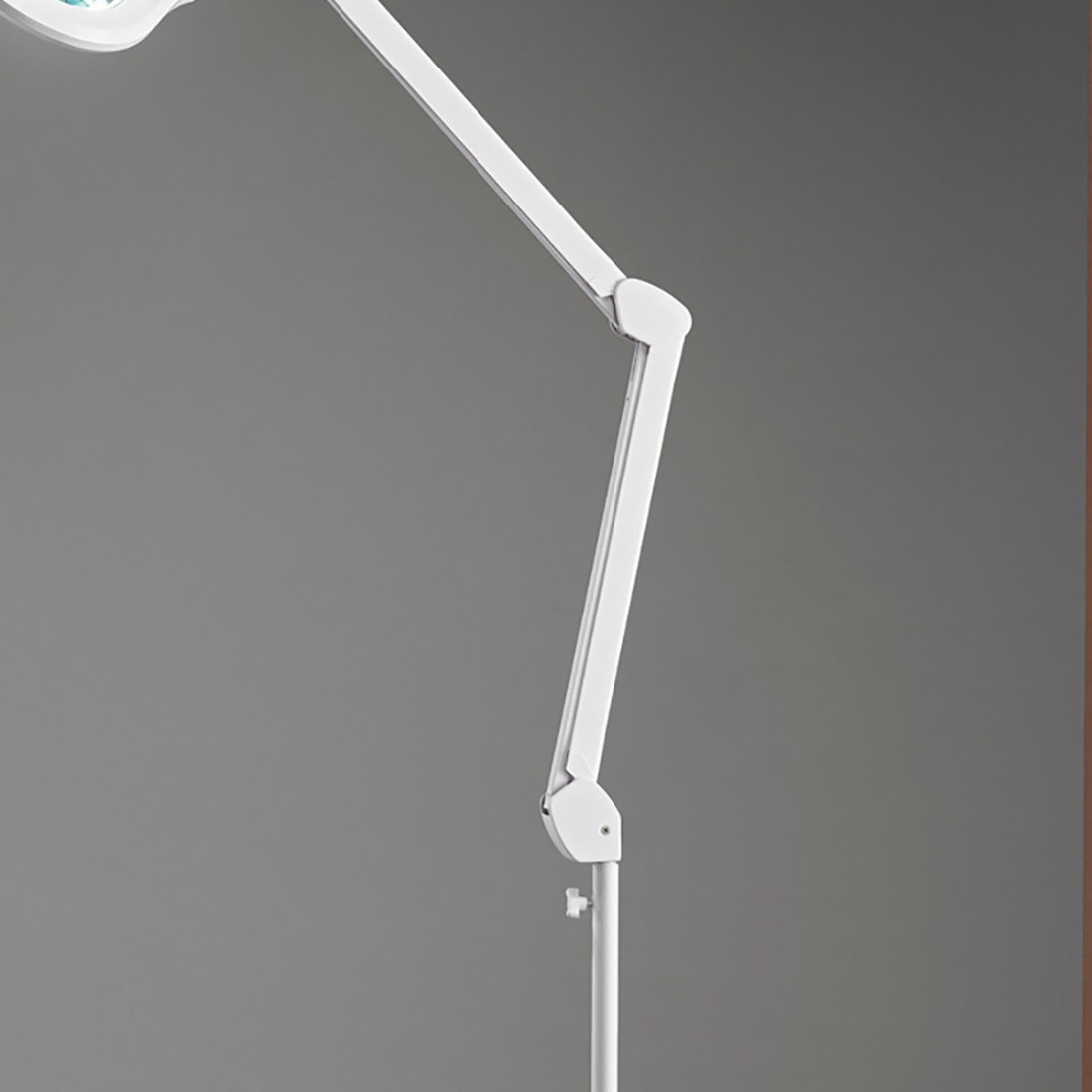 Piantana Lampada da terra CLOSE con rotelle e lente di ingrandimento 3 diottrie