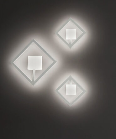 AFFRALUX MORELIGHT QUATTRO  Applique in alluminio e metallo nero quadrata